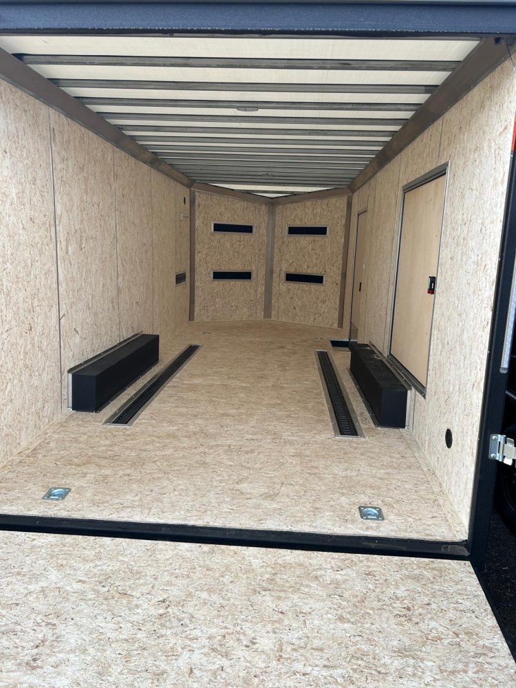 8.5&times;20 Conquest SE Flat Top Sloped V-Nose Enclosed Trailer - Charcoal | For Sale in Carson City, NV
