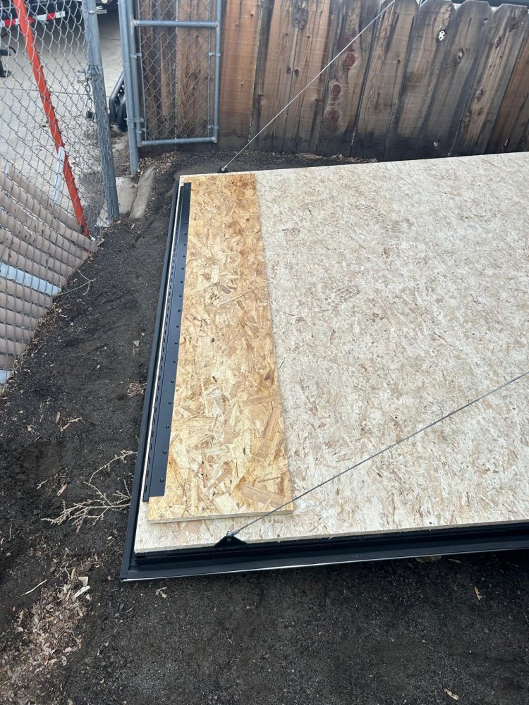 8.5&times;20 Conquest SE Flat Top Sloped V-Nose Enclosed Trailer - Charcoal | For Sale in Carson City, NV