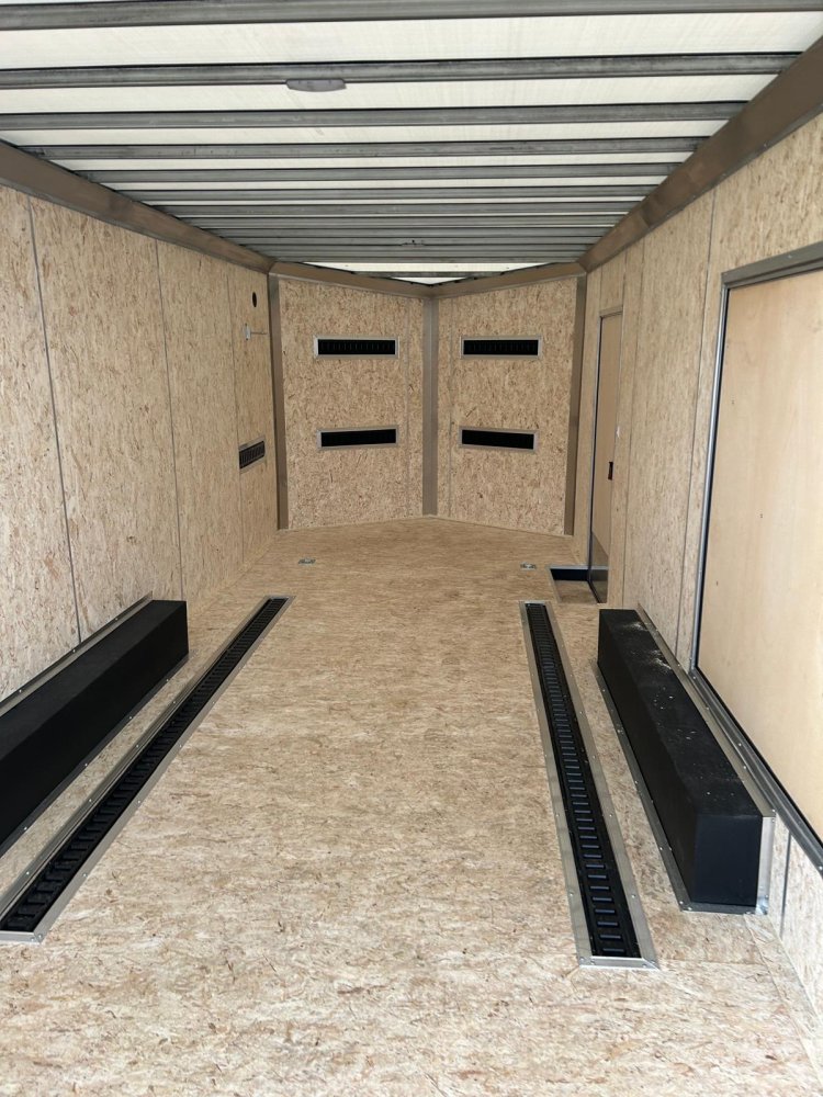 8.5&times;20 Conquest SE Flat Top Sloped V-Nose Enclosed Trailer - Charcoal | For Sale in Carson City, NV
