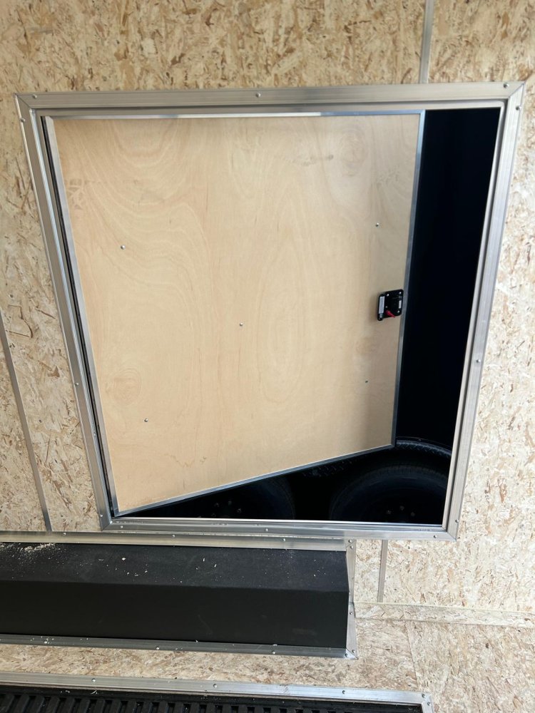 8.5&times;20 Conquest SE Flat Top Sloped V-Nose Enclosed Trailer - Charcoal | For Sale in Carson City, NV