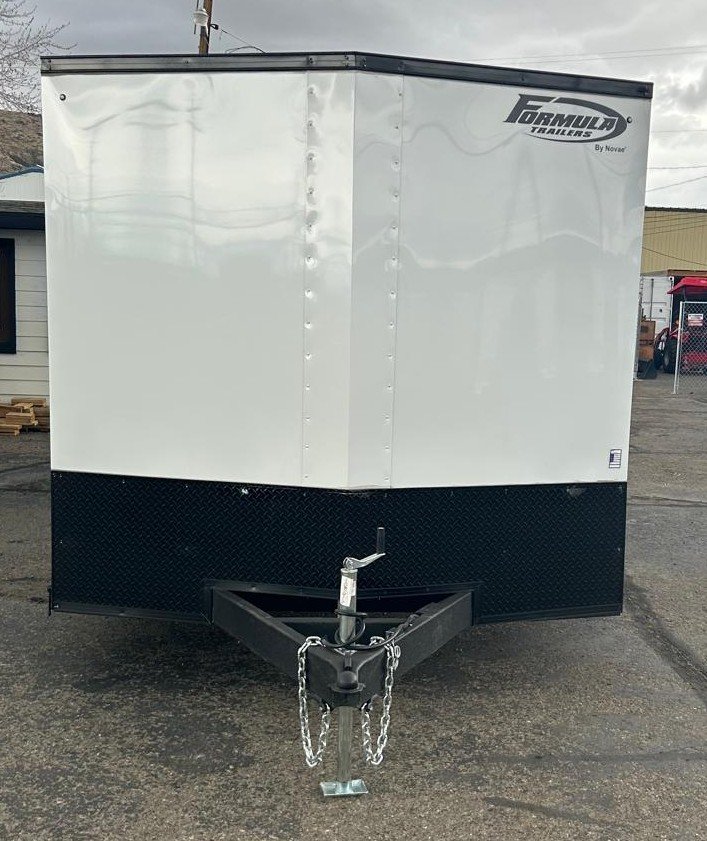 8.5&times;24 Formula Traverse Flat Top V-Nose Car Hauler - Composite White/Black Trim | For Sale in Carson