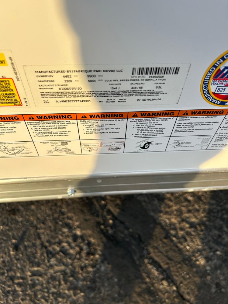 8.5&times;20 Conquest SE Flat Top Sloped V-Nose Enclosed Trailer - White | Carson City, NV