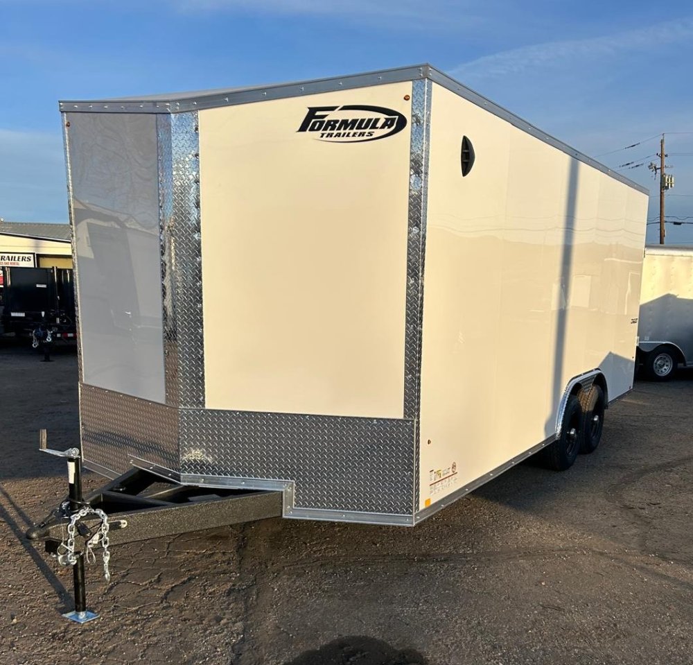 8.5×20 Conquest SE Flat Top Sloped V-Nose Enclosed Trailer - White | Carson City, NV