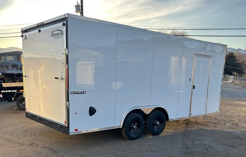8.5&times;20 Conquest SE Flat Top Sloped V-Nose Enclosed Trailer - White | Carson City, NV