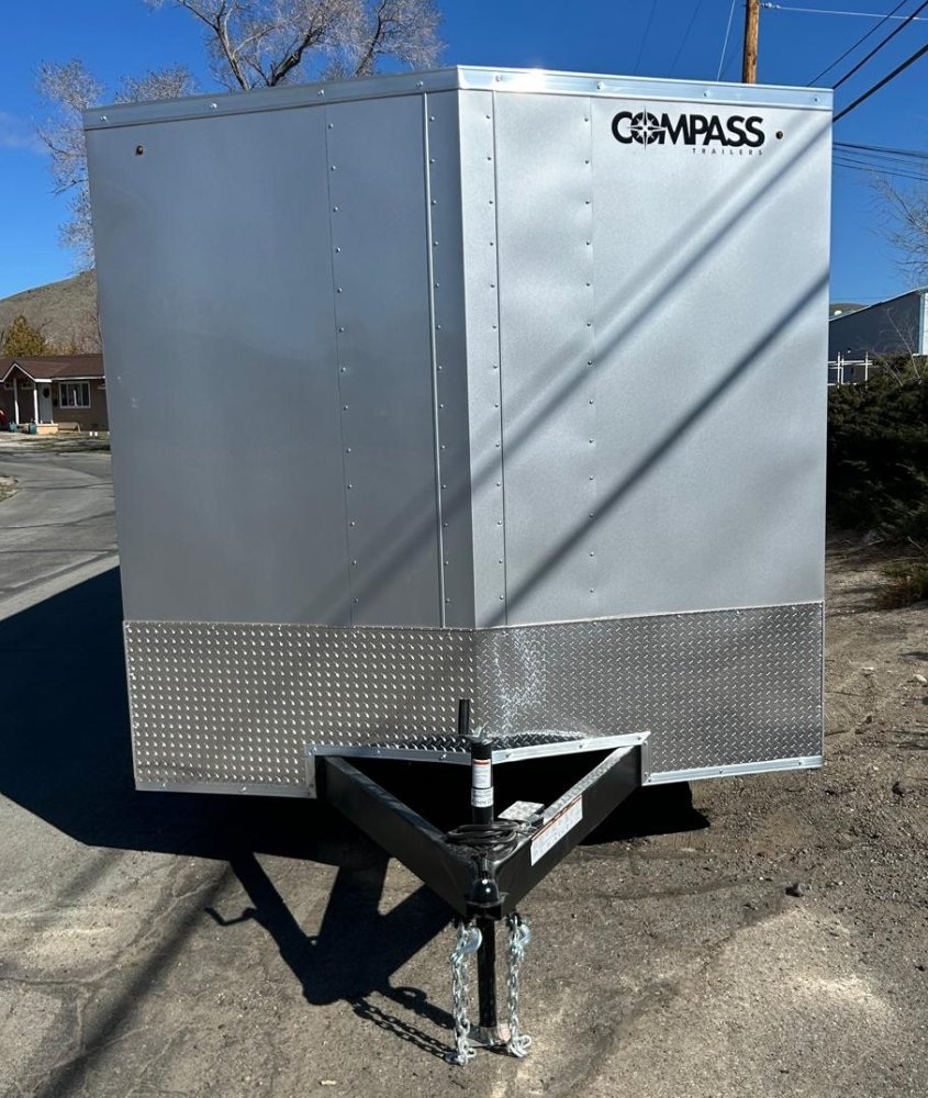 8.5x24 Indigo DLX Flat Top V-Nose Enclosed Car Hauler | Carson City, NV