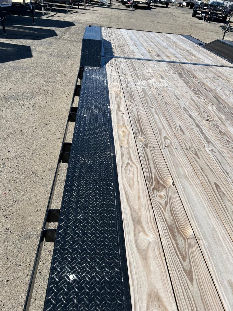 8.5x22 (20+2) Sure-Trac Full Width Car Hauler - 10K GVWR - Black | Carson City, NV