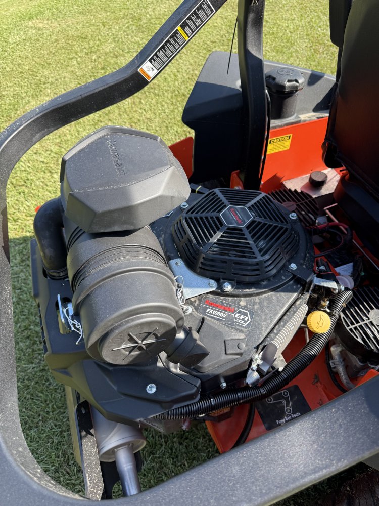 Bad Boy ROGUE 72" KAWASAKI 38.5HP EFI Lawn Mower