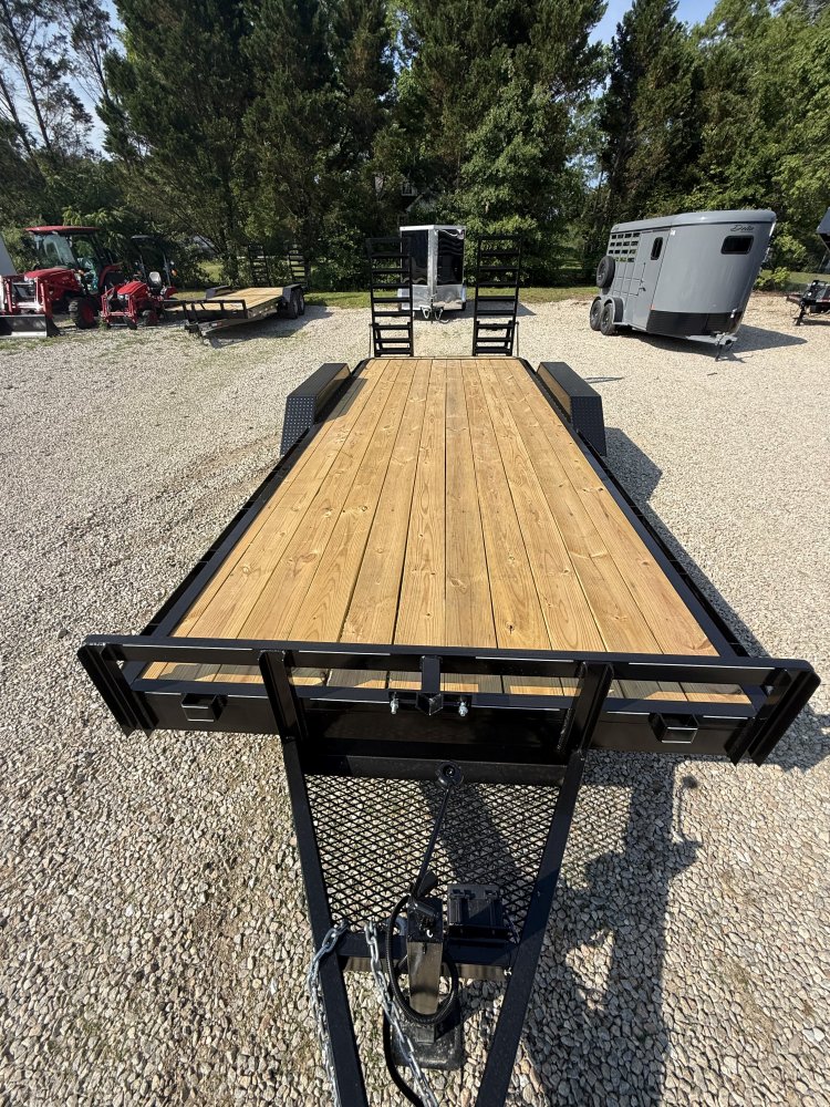 C&W 7x20 Equipment Trailer Equipment