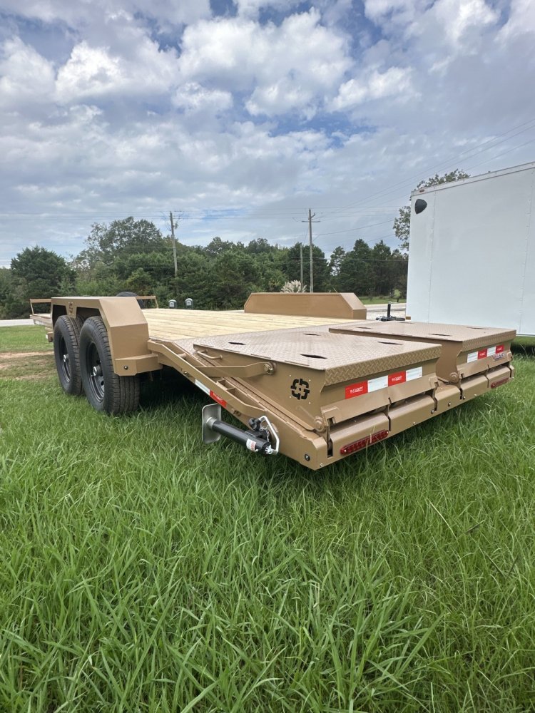 BuckShot Trailers  Equipment