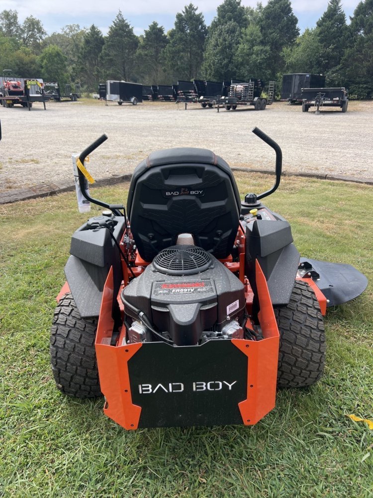 Bad Boy AVENGER 60" KAWASAKI FR691 23 HP Lawn Mower