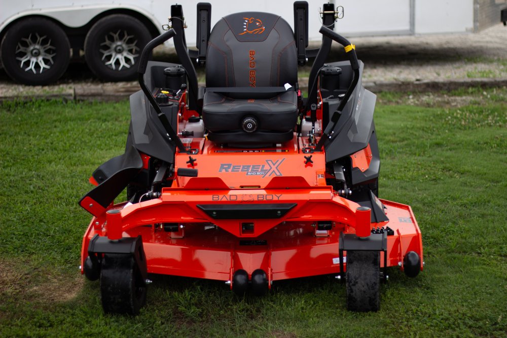 Bad Boy REBEL X 61" 40HP VANGUARD Lawn Mower