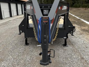 x Lamar Trailers Equipment