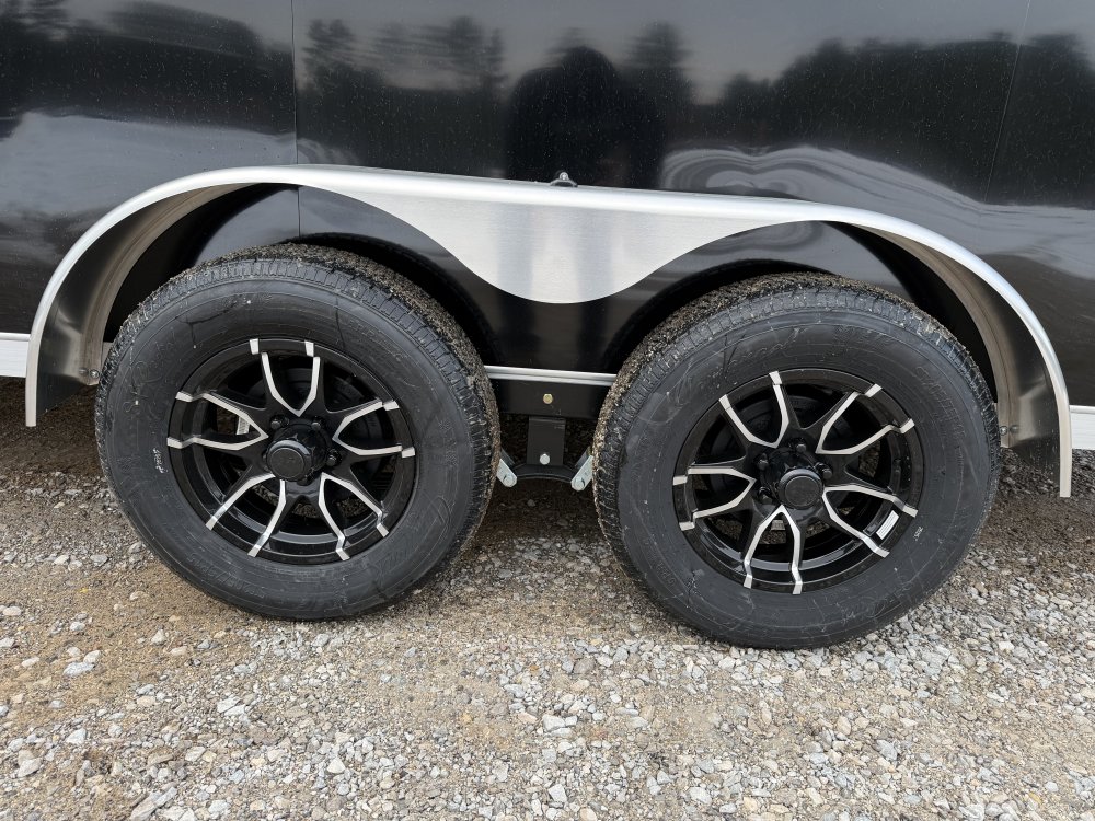 x NEO Trailers Enclosed Cargo