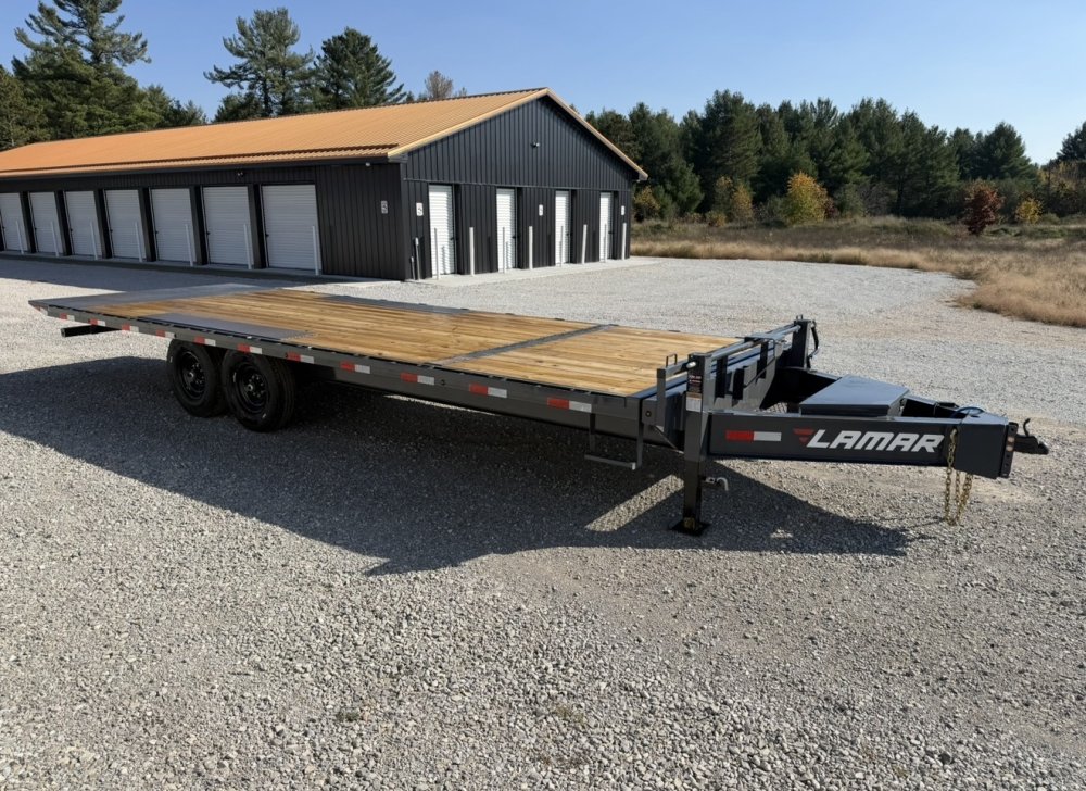 102"x24' Lamar Trailers Tilt