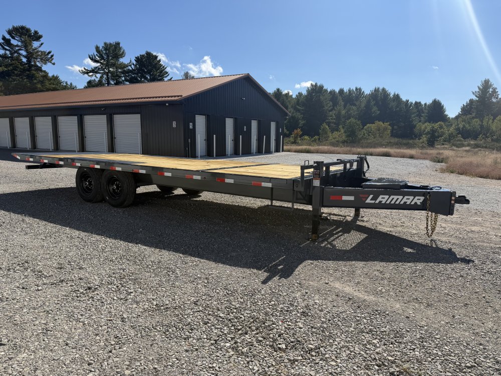 102"x26' Lamar Trailers Tilt