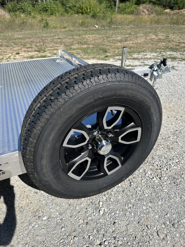 81"x18' Bear Track Equipment