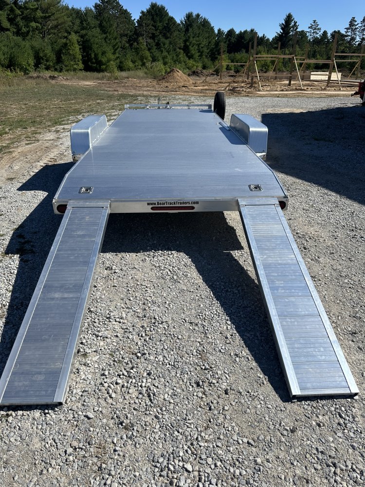 81"x18' Bear Track Equipment