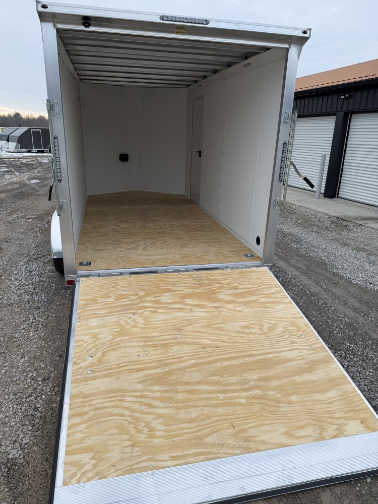 7'x14' NEO Trailers Enclosed Cargo