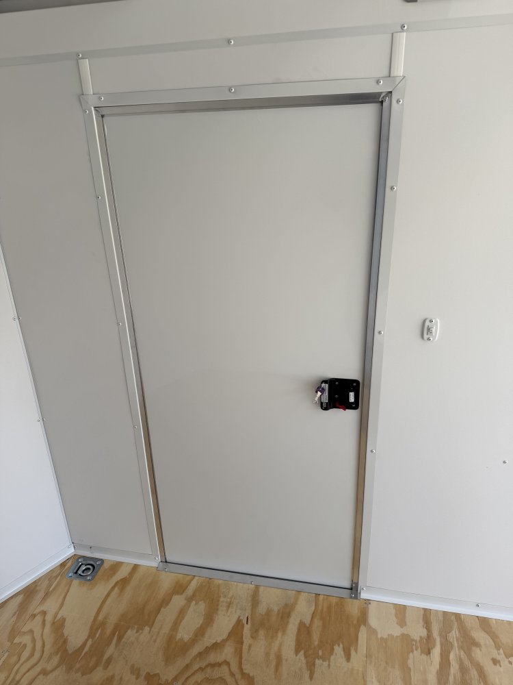 6'x12' NEO Trailers Enclosed Cargo