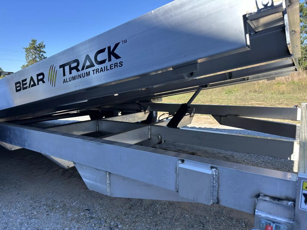 x18.17" Bear Track Tilt