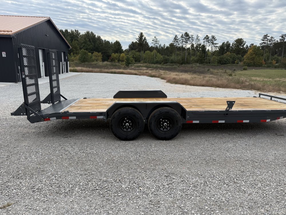 83"x22' Lamar Trailers Equipment