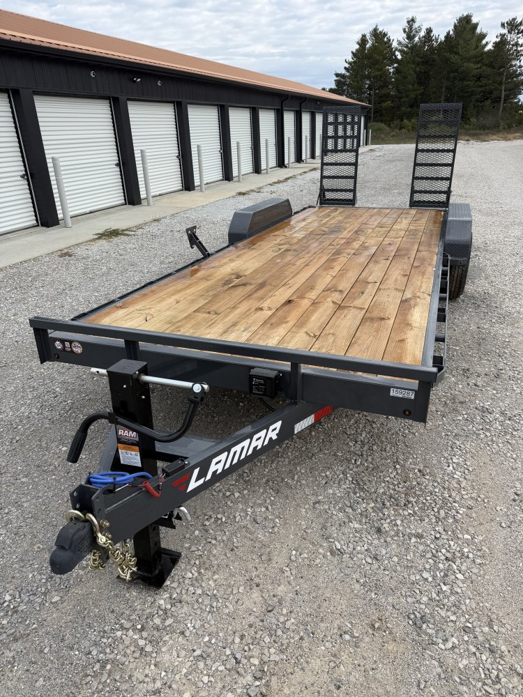 83"x22' Lamar Trailers Equipment