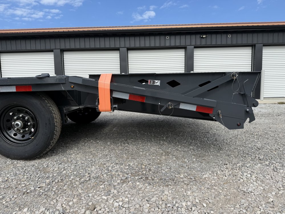 83"x22' Lamar Trailers Equipment