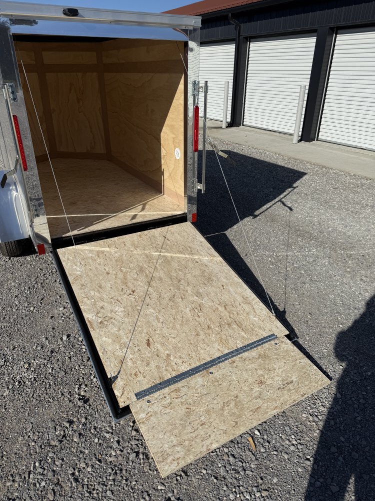 5'x8' Cross Trailers Enclosed Cargo