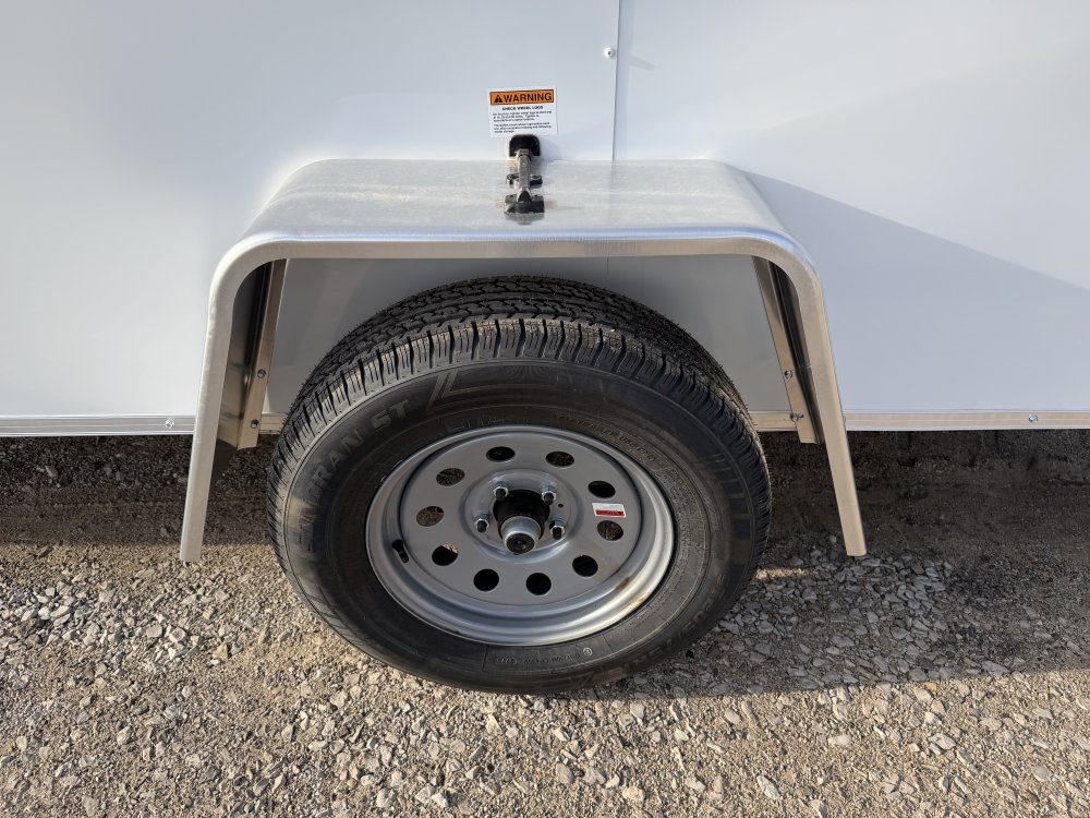 x Cross Trailers Enclosed Cargo