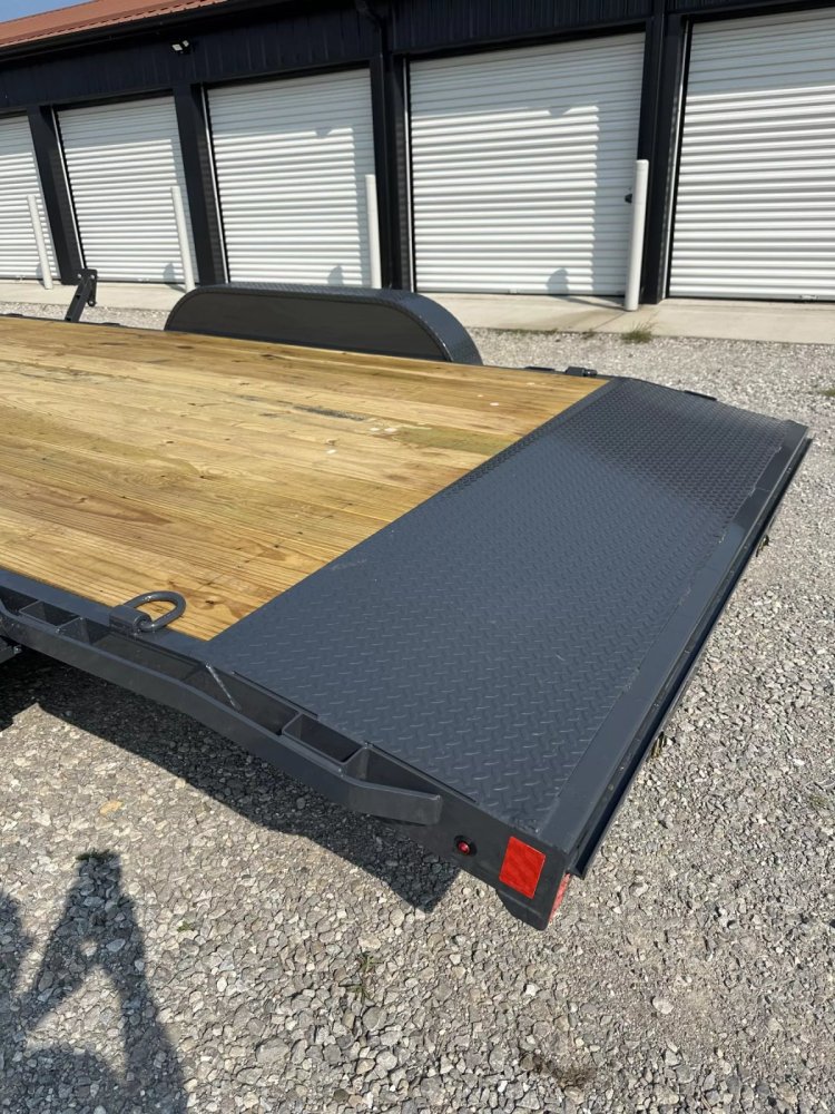 2027 Lamar Trailers 83"x18' Car Hauler Trailer