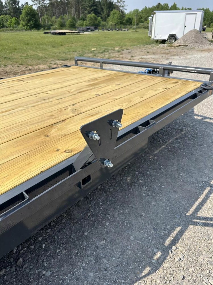2027 Lamar Trailers 83"x18' Car Hauler Trailer