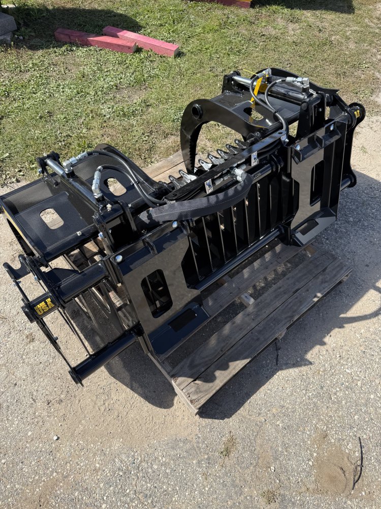 2026 Stinger Attachments 66" Compact Rock Grapple CROG-66-BOS