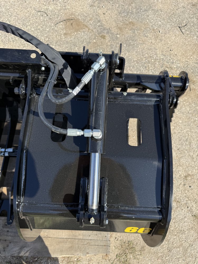 2026 Stinger Attachments 66" Compact Rock Grapple CROG-66-BOS