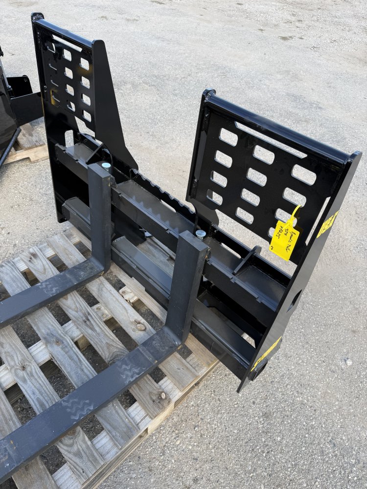 2026 Stinger Attachments 48" Pallet Forks PF255-48