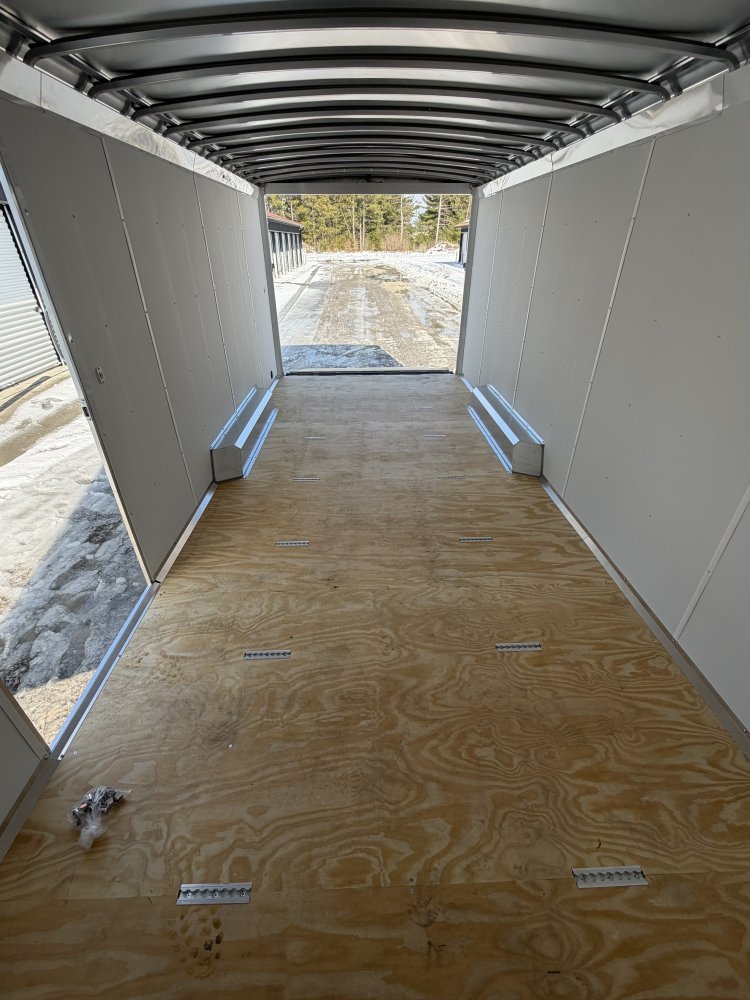 8' 5"x18' NEO Trailers Recreational