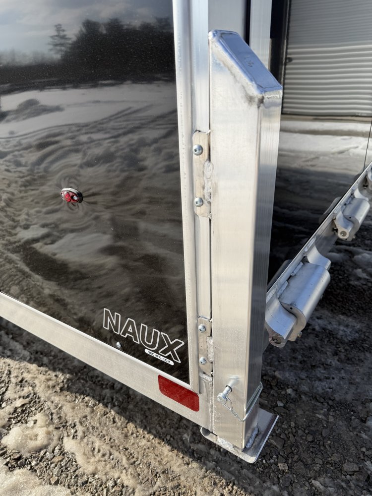 8' 5"x18' NEO Trailers Recreational
