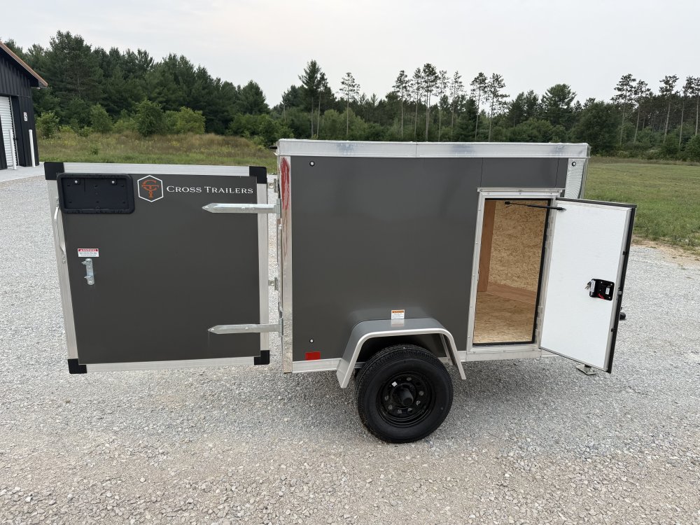 4'x6' Cross Trailers Enclosed Cargo