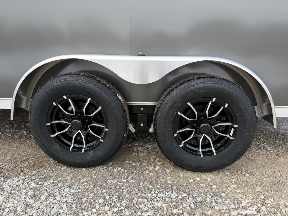 x NEO Trailers Enclosed Cargo