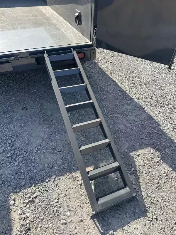 2026 Lamar Trailers 60"x10' Dump Trailer