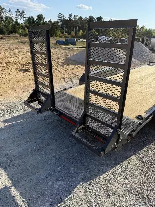 2026 Lamar Trailers 83"x20' Equipment Trailer