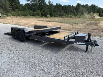 83"x20' Lamar Trailers Tilt