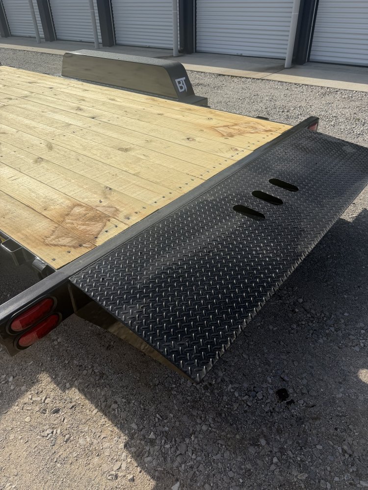 2026 Behnke 83"x20' Tilt Trailer