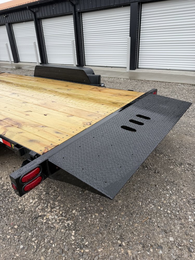 2026 Behnke 83"x22' Tilt Trailer