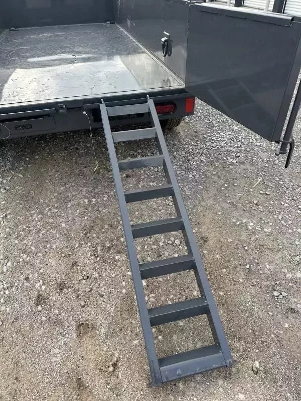 60"x10' Lamar Trailers Dump