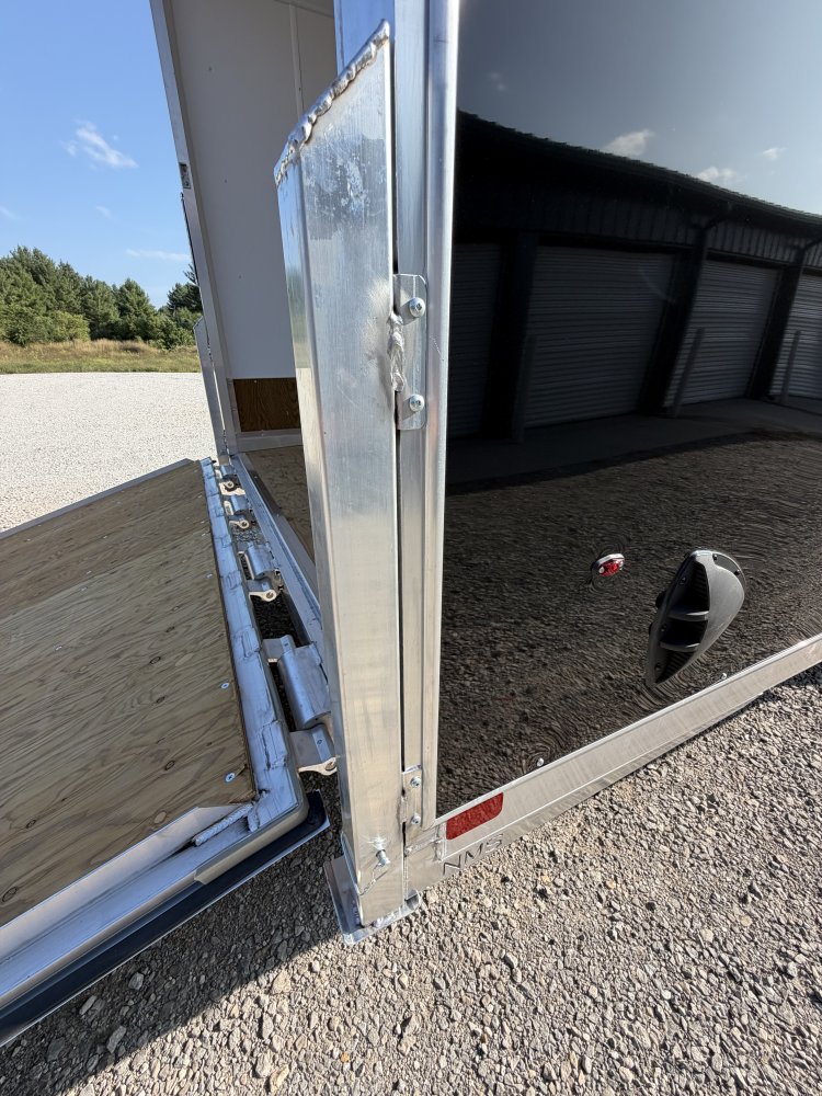 2027 NEO Trailers 8.5'x26' Recreational Trailer
