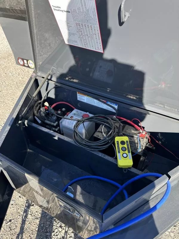 6.92"x Lamar Trailers Dump