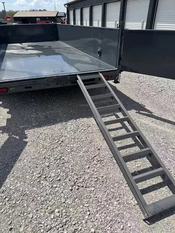 2026 Lamar Trailers 83"x16' Dump Trailer