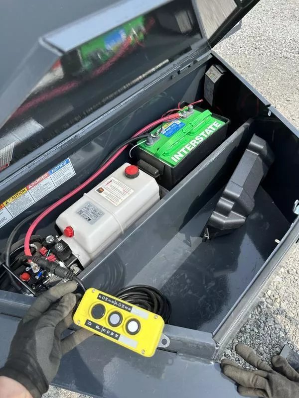 6.92"x16" Lamar Trailers Dump