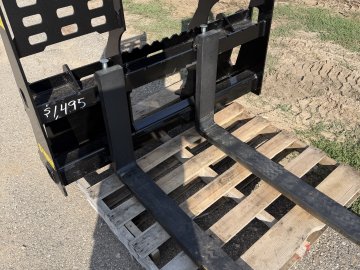 2026 Stinger Attachments 48" Pallet Forks PF255-48