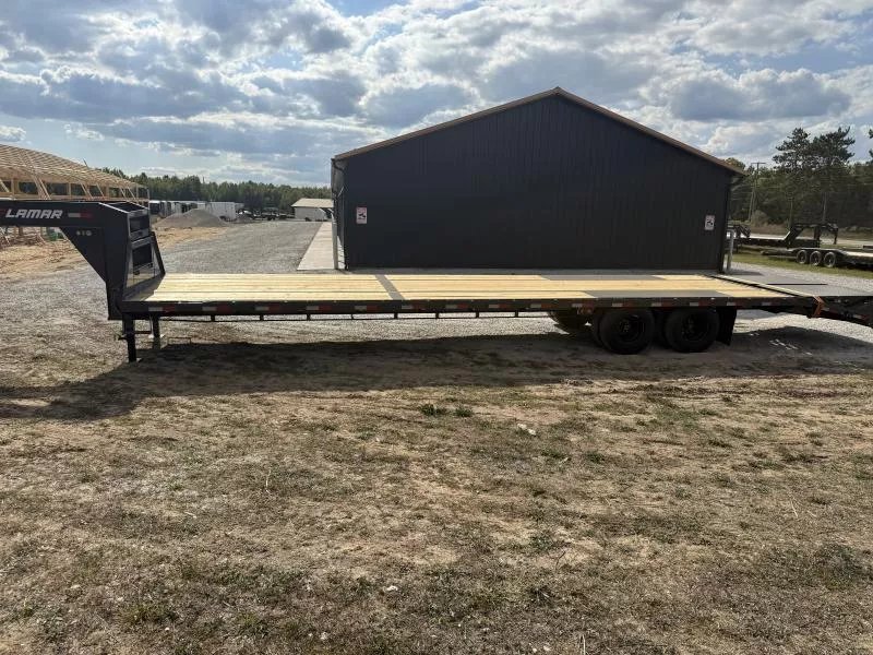8.5"x36" Lamar Trailers Equipment